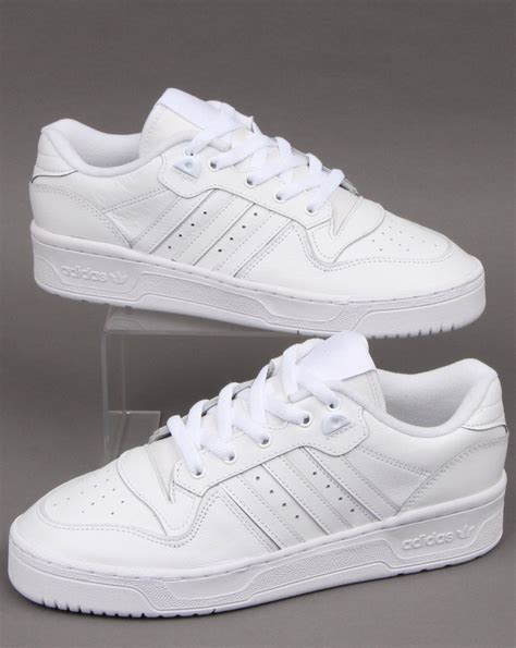 adidas weiß klassisch|White Classic Sneakers .